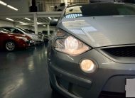 Ford S-Max Titanium