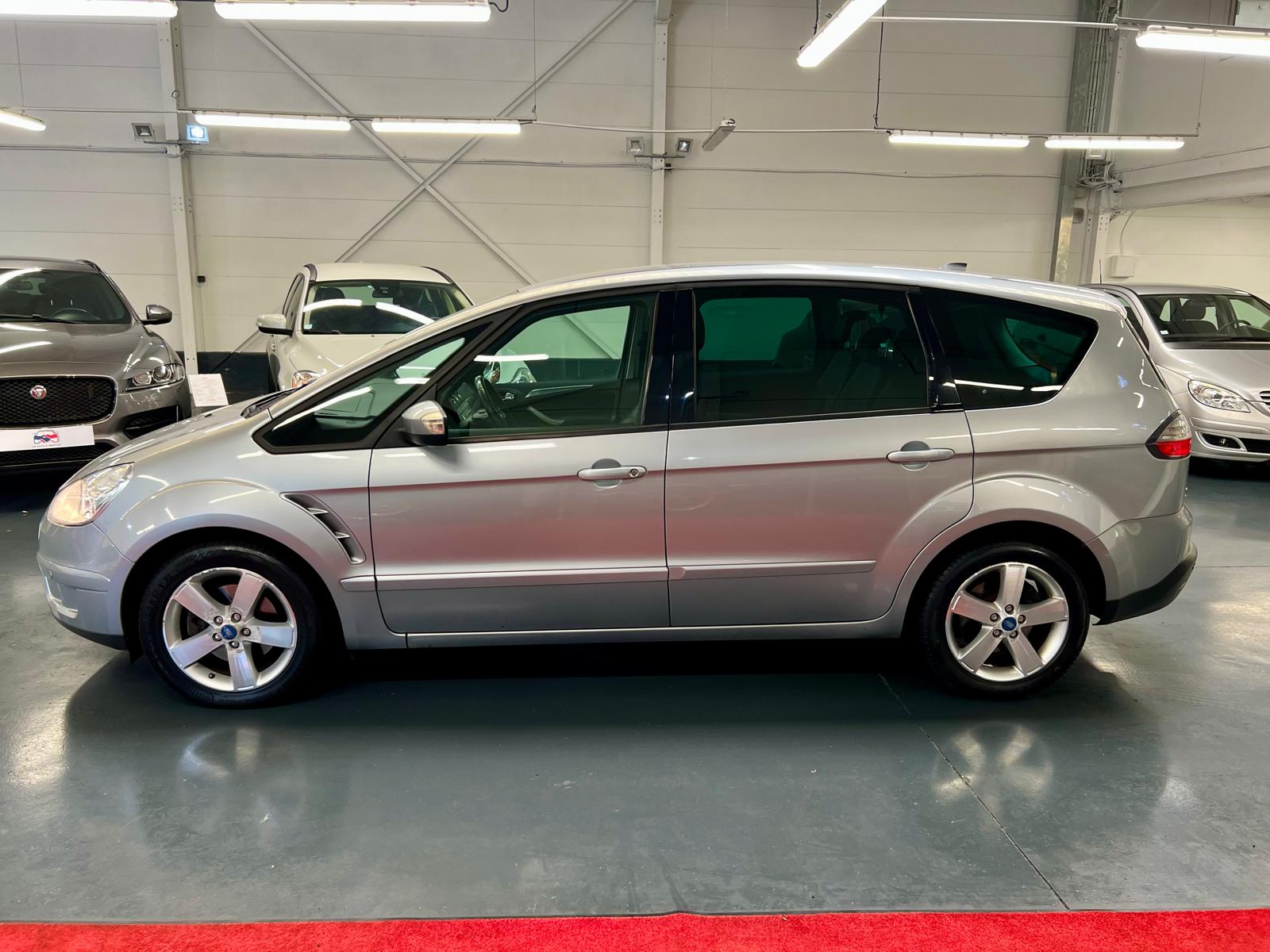 Ford S-Max Titanium
