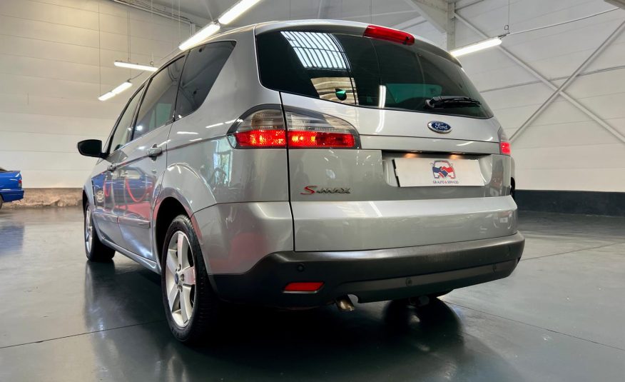 Ford S-Max Titanium