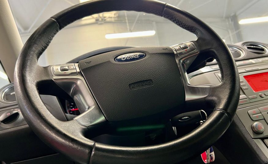 Ford S-Max Titanium