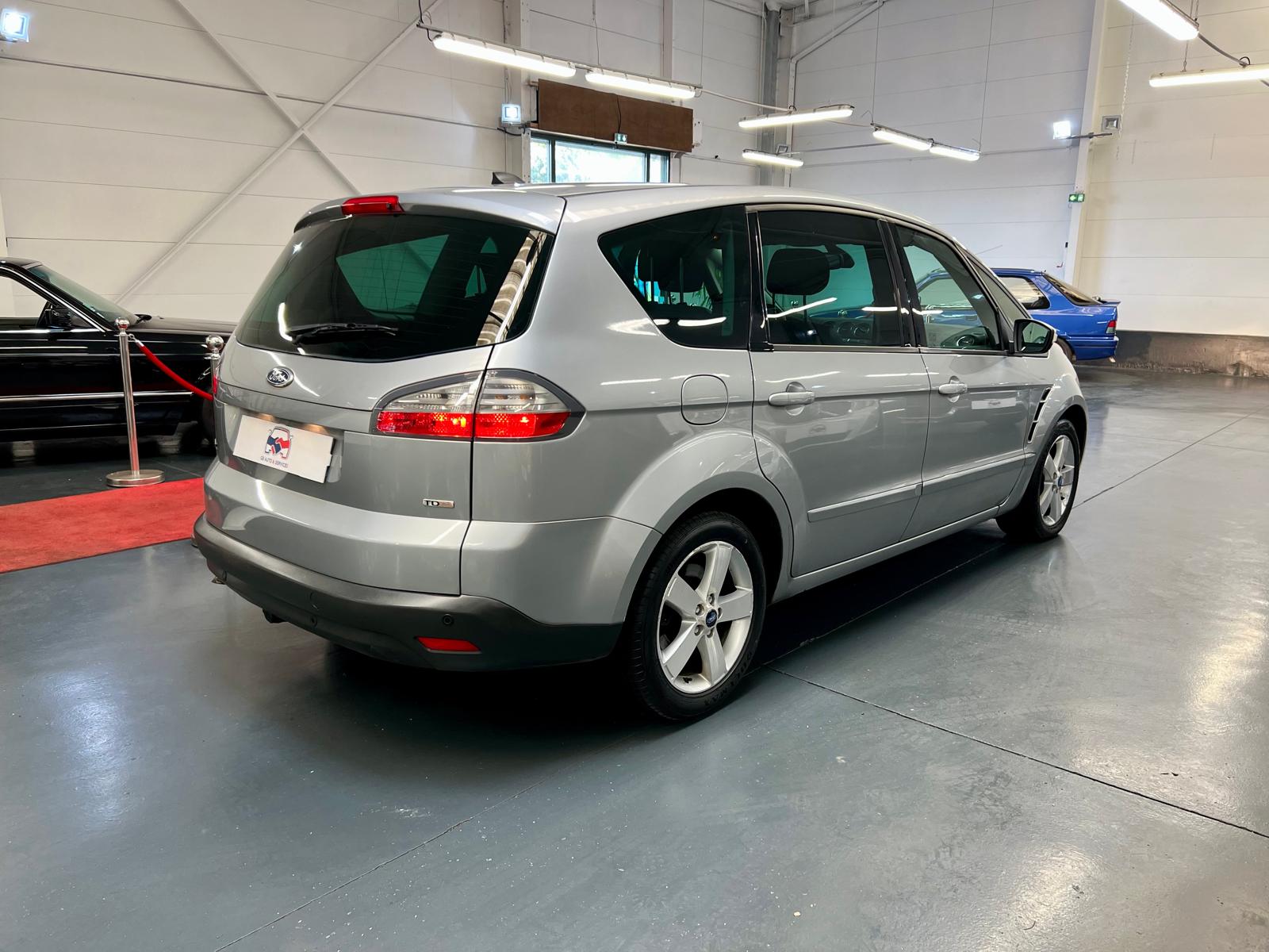 Ford S-Max Titanium