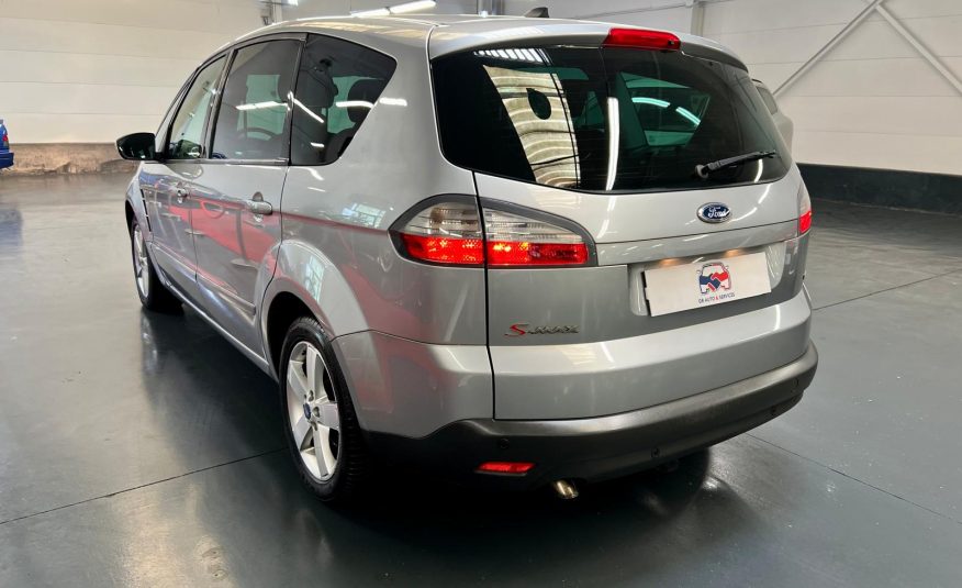 Ford S-Max Titanium