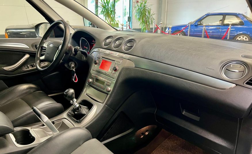 Ford S-Max Titanium