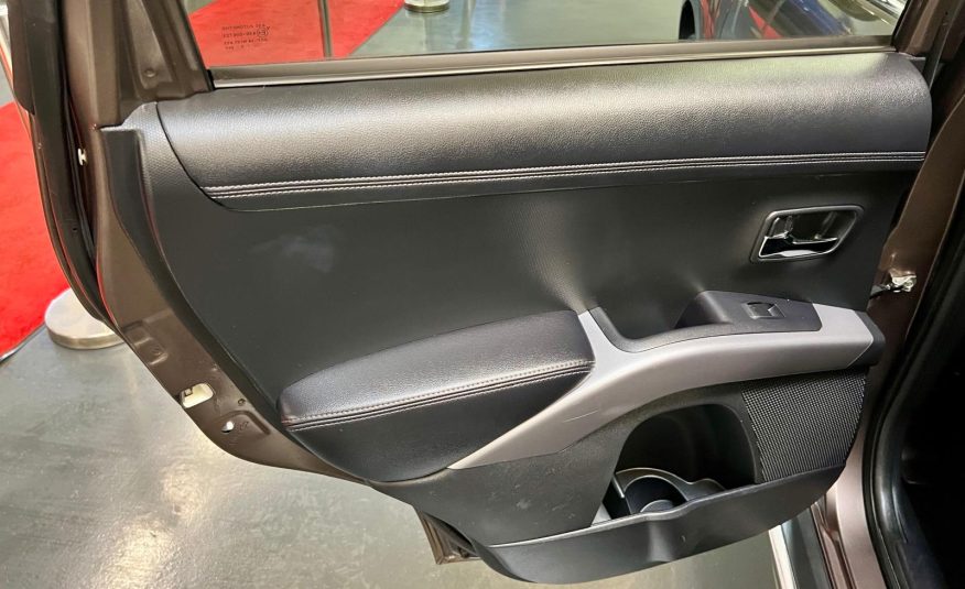 Mitsubishi Outlander 4×4 Inclass+