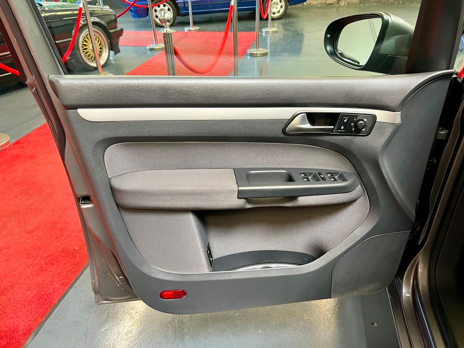 Volkswagen Touran BlueMotion Technology Trendline