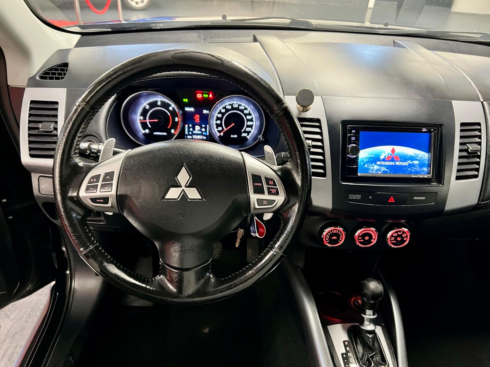 Mitsubishi Outlander 4WD Nomad