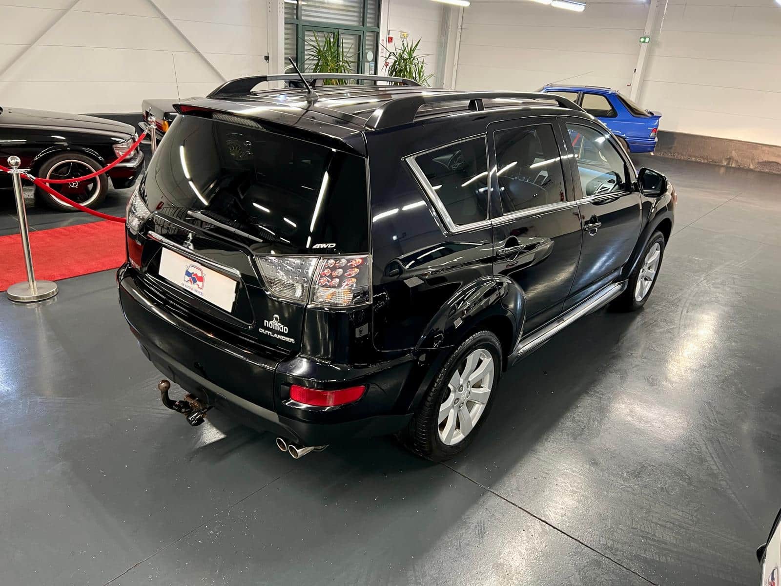 Mitsubishi Outlander 4WD Nomad