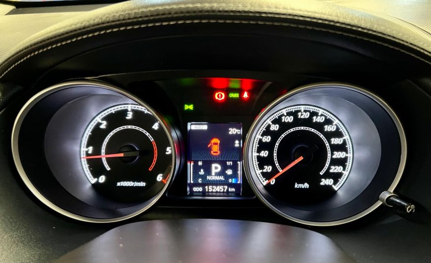 Mitsubishi Outlander 4WD Nomad