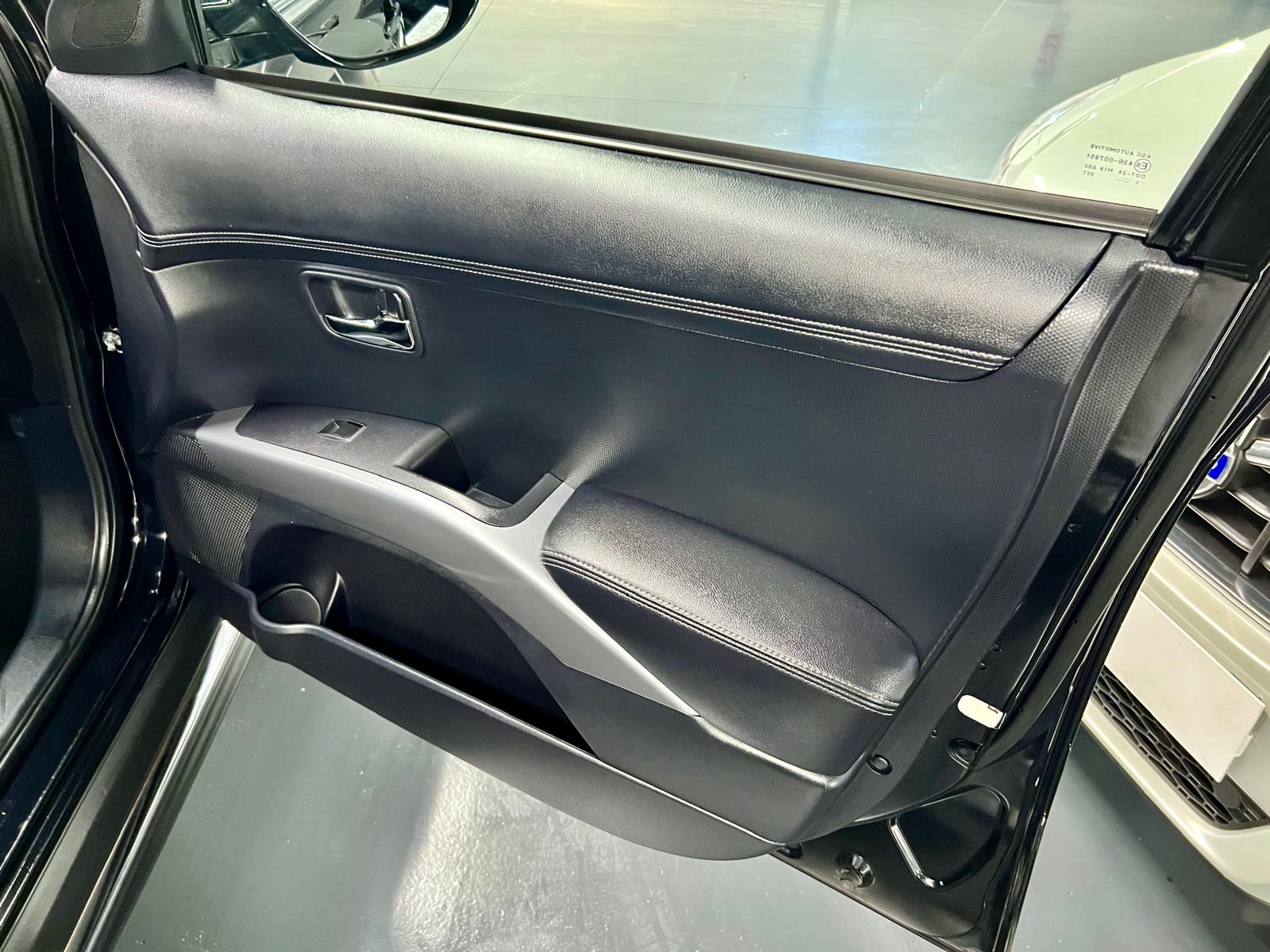 Mitsubishi Outlander 4WD Nomad