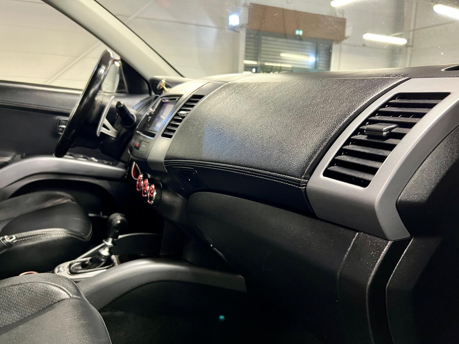 Mitsubishi Outlander 4WD Nomad