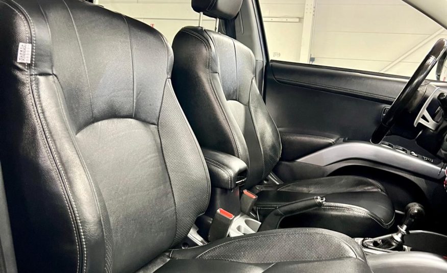 Mitsubishi Outlander 4WD Nomad