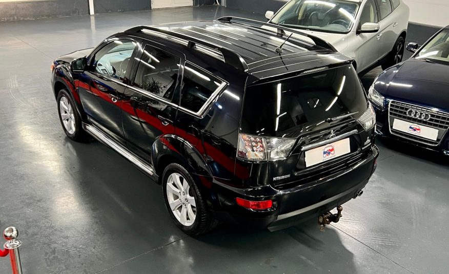 Mitsubishi Outlander 4WD Nomad
