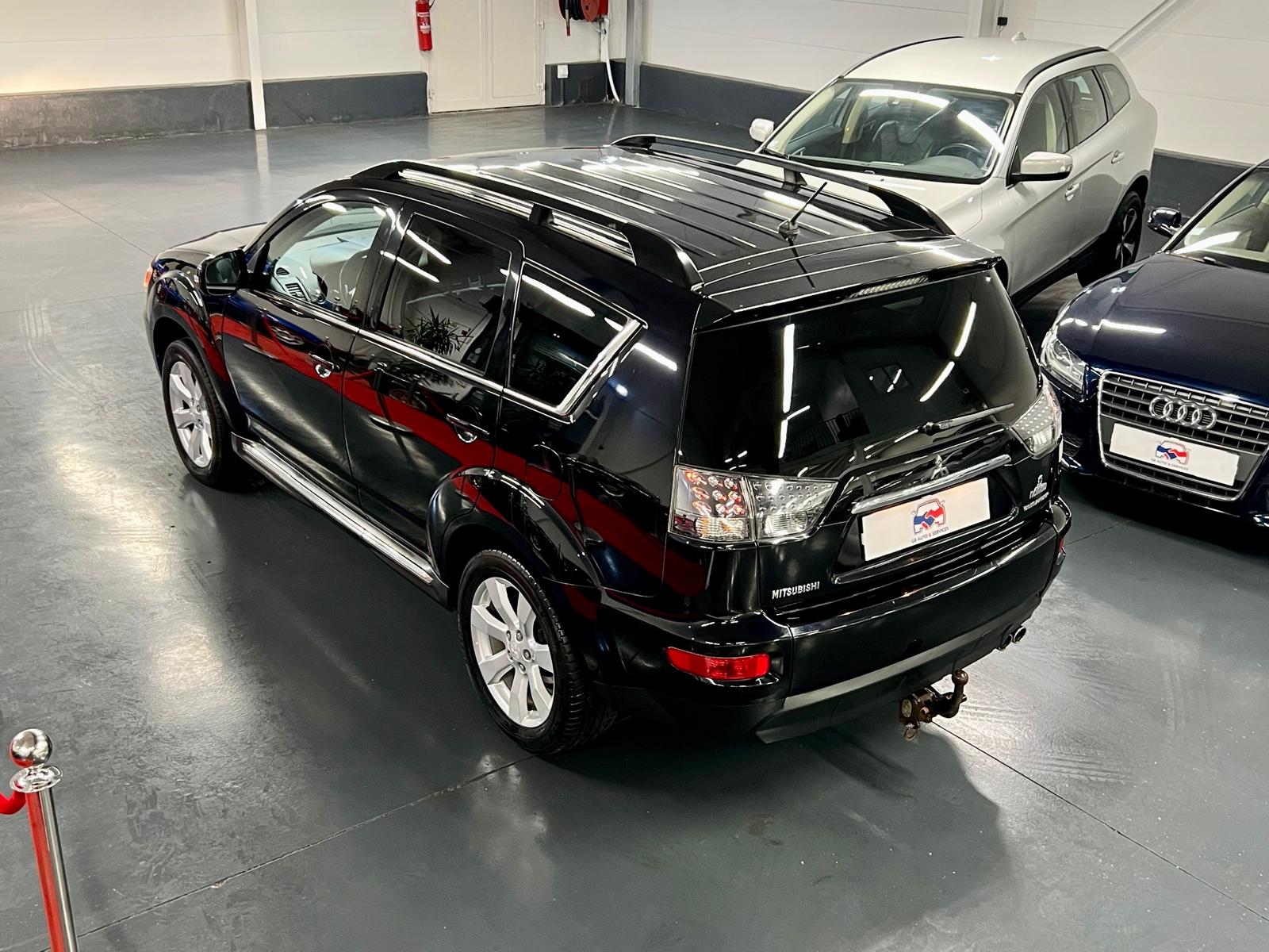 Mitsubishi Outlander 4WD Nomad