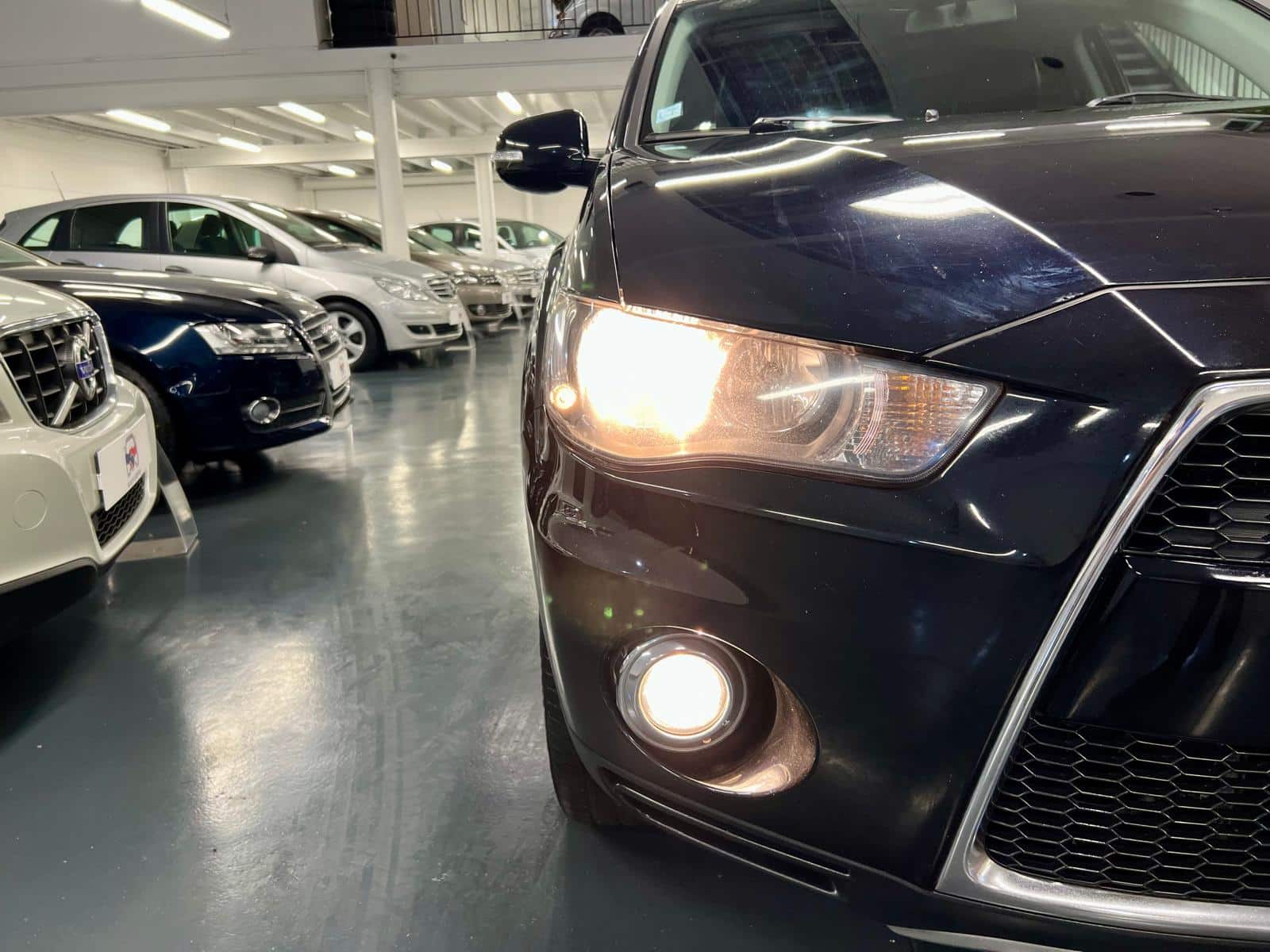 Mitsubishi Outlander 4WD Nomad