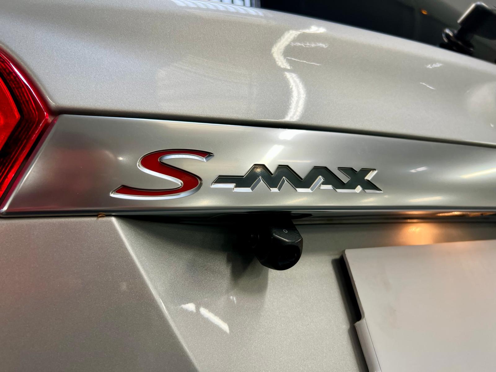 Ford S-Max Titanium BVA PowerShift
