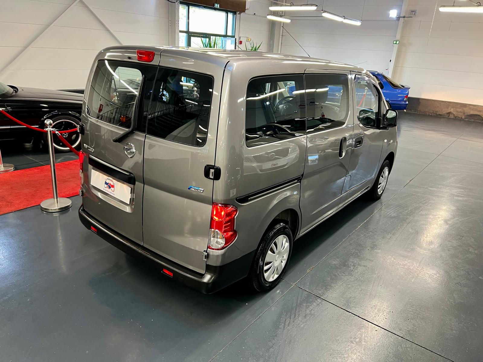 Nissan NV200 7 Places
