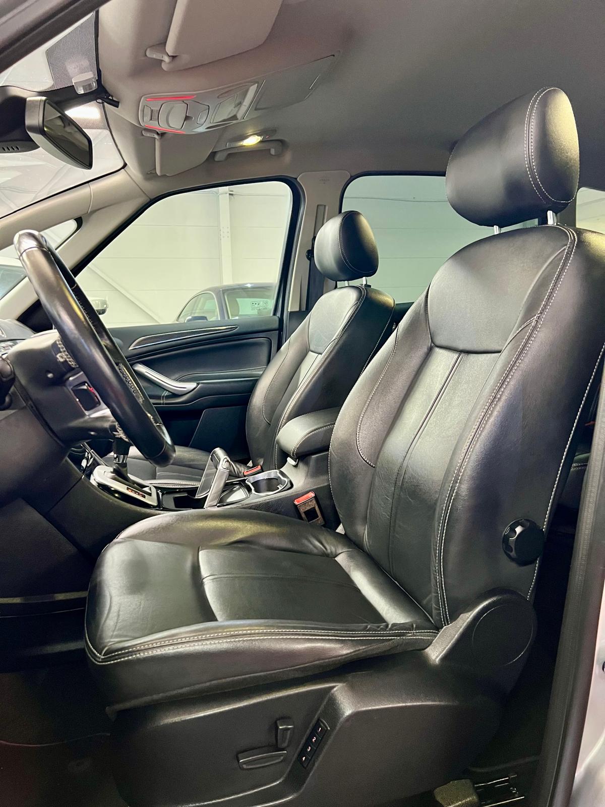 Ford S-Max Titanium BVA PowerShift