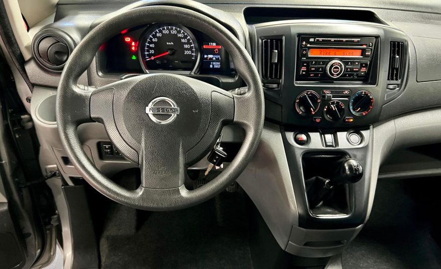 Nissan NV200 7 Places