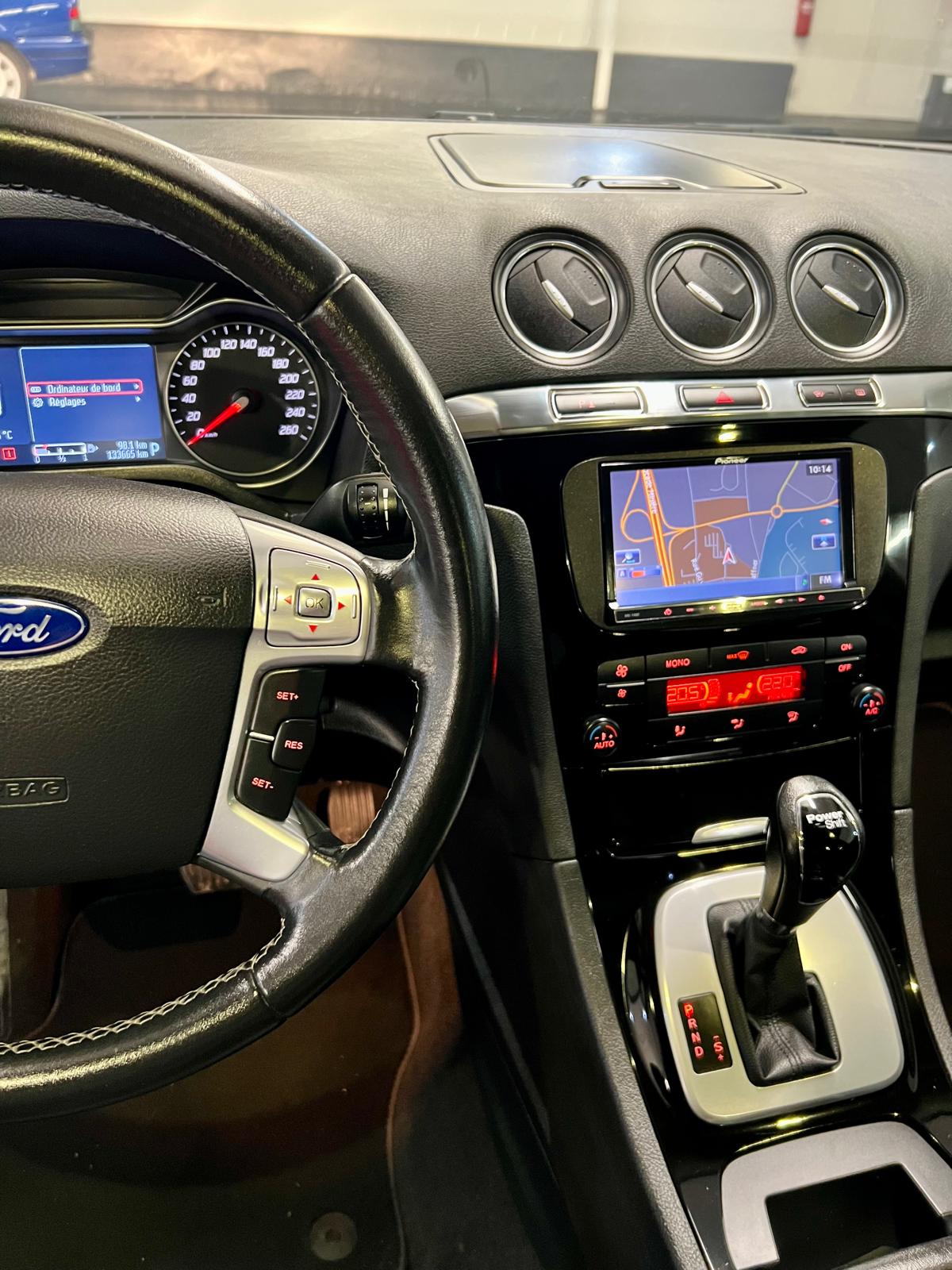 Ford S-Max Titanium BVA PowerShift