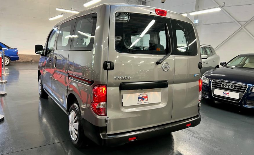 Nissan NV200 7 Places
