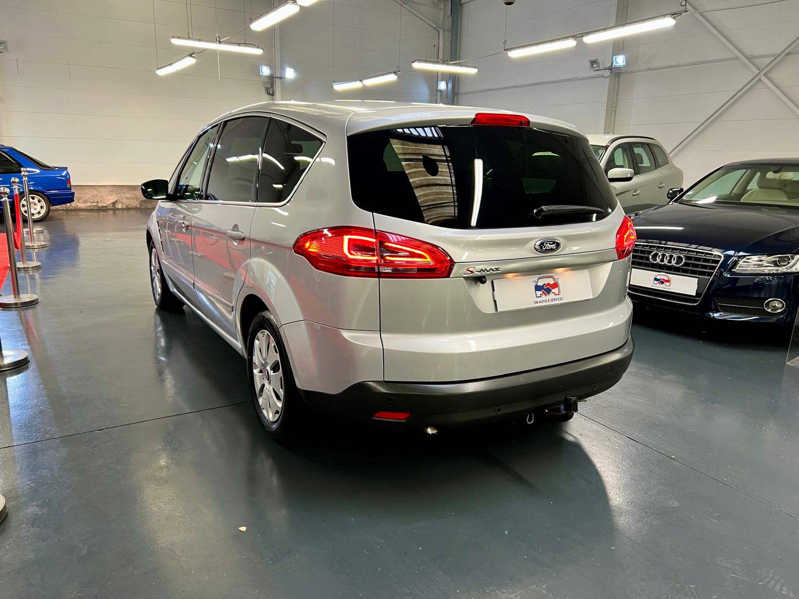 Ford S-Max Titanium BVA PowerShift