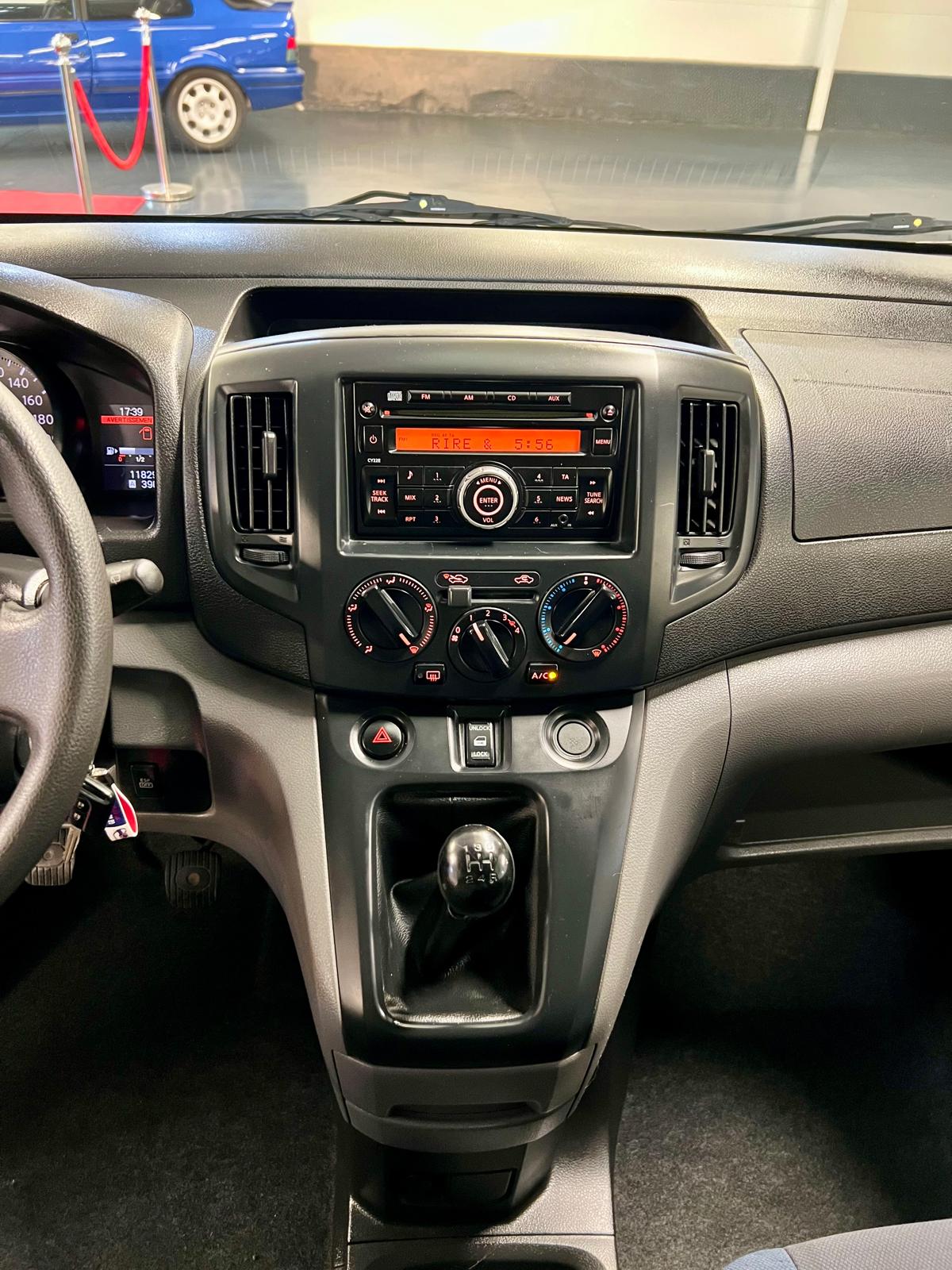 Nissan NV200 7 Places