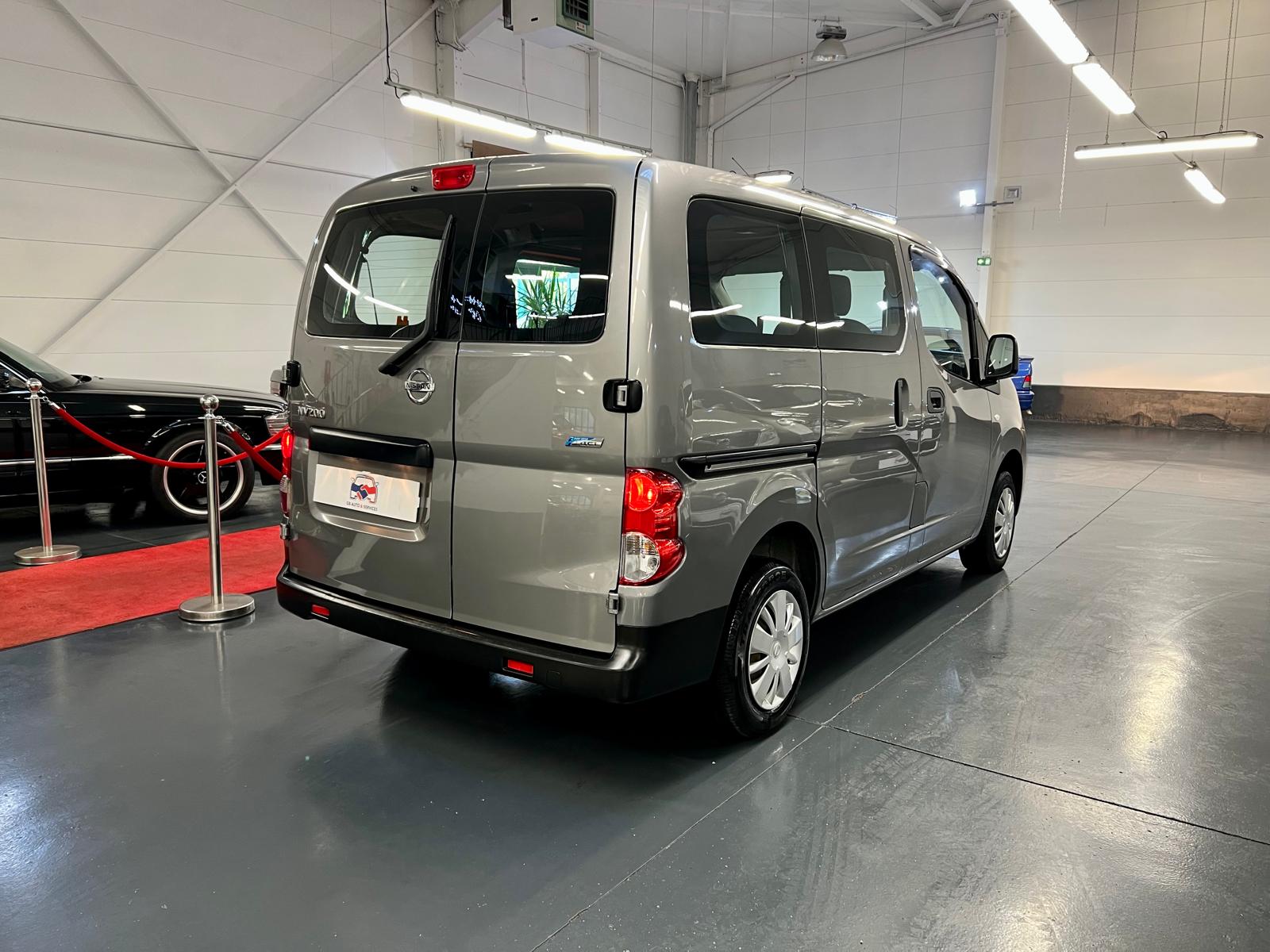 Nissan NV200 7 Places