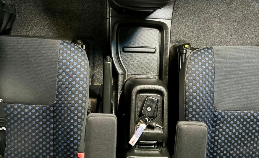 Nissan NV200 Evalia 7 Places