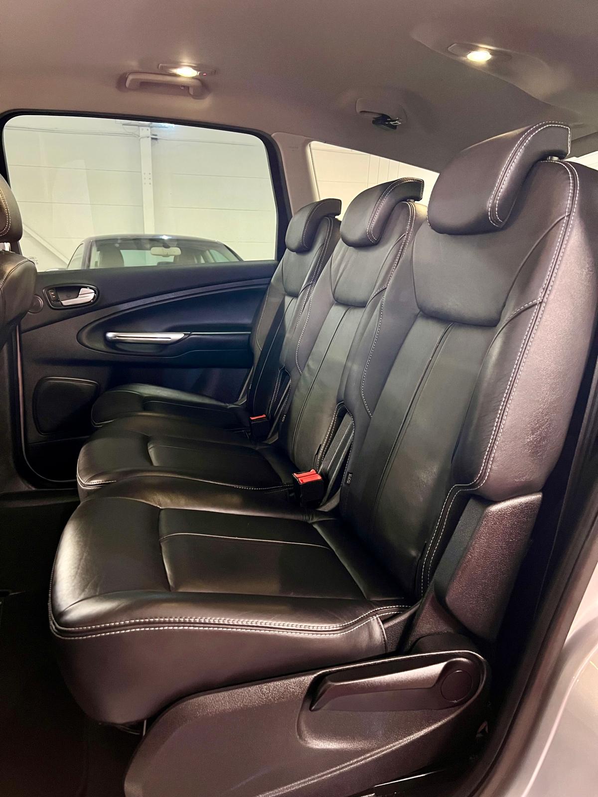 Ford S-Max Titanium BVA PowerShift