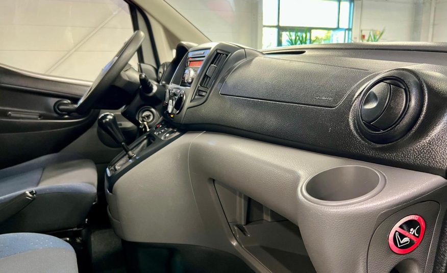 Nissan NV200 7 Places
