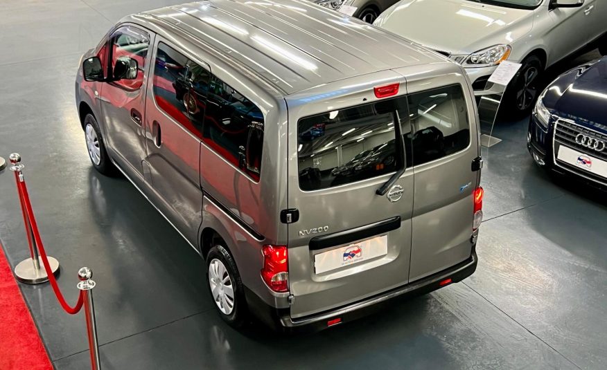 Nissan NV200 7 Places