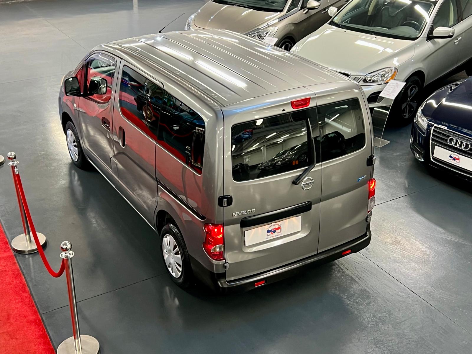 Nissan NV200 7 Places