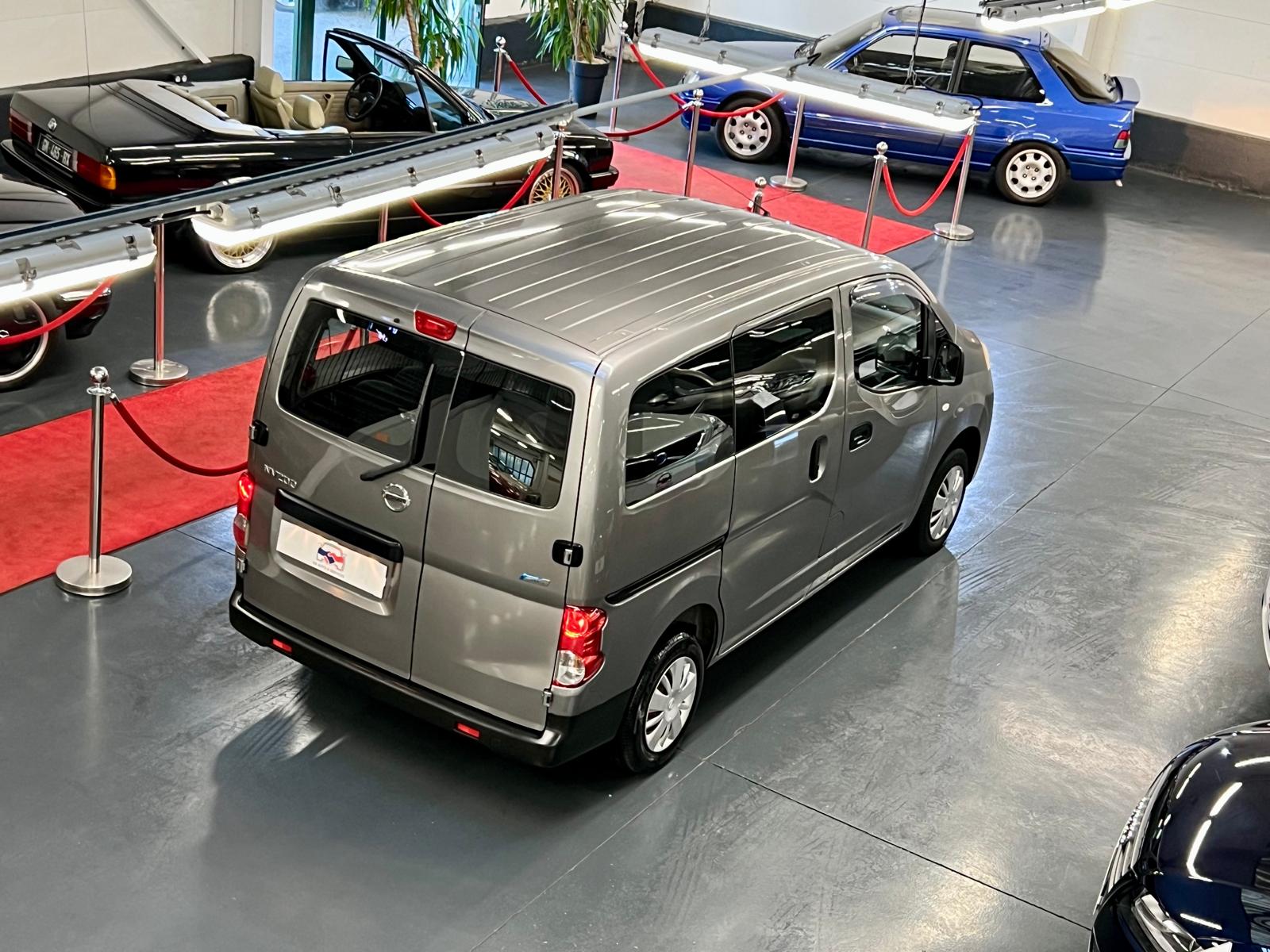 Nissan NV200 7 Places