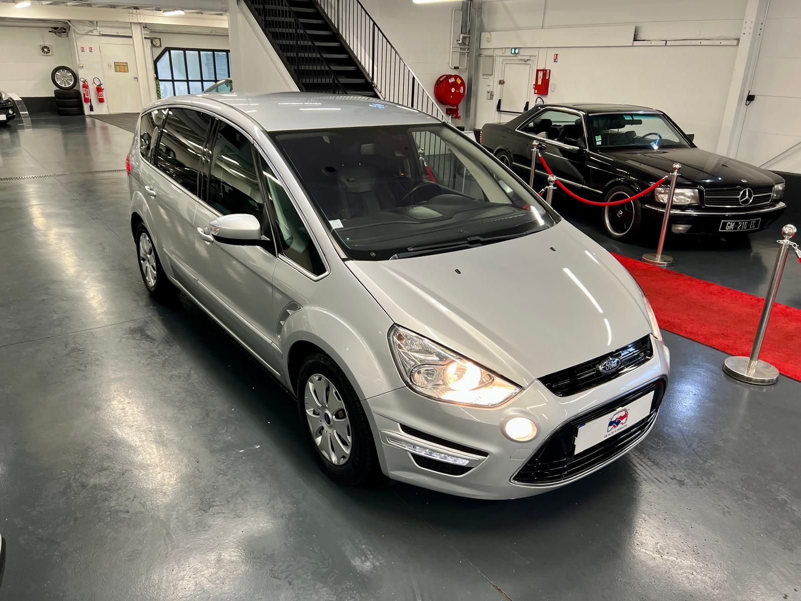 Ford S-Max Titanium BVA PowerShift