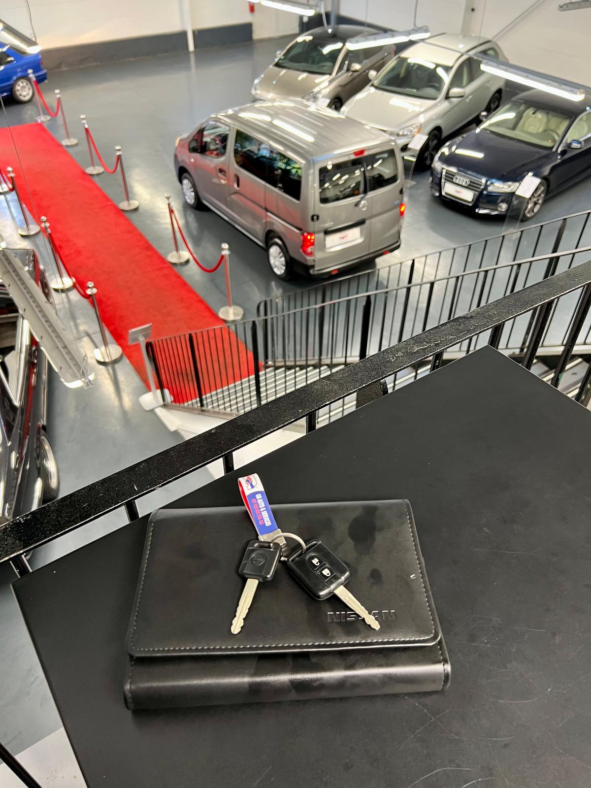 Nissan NV200 7 Places