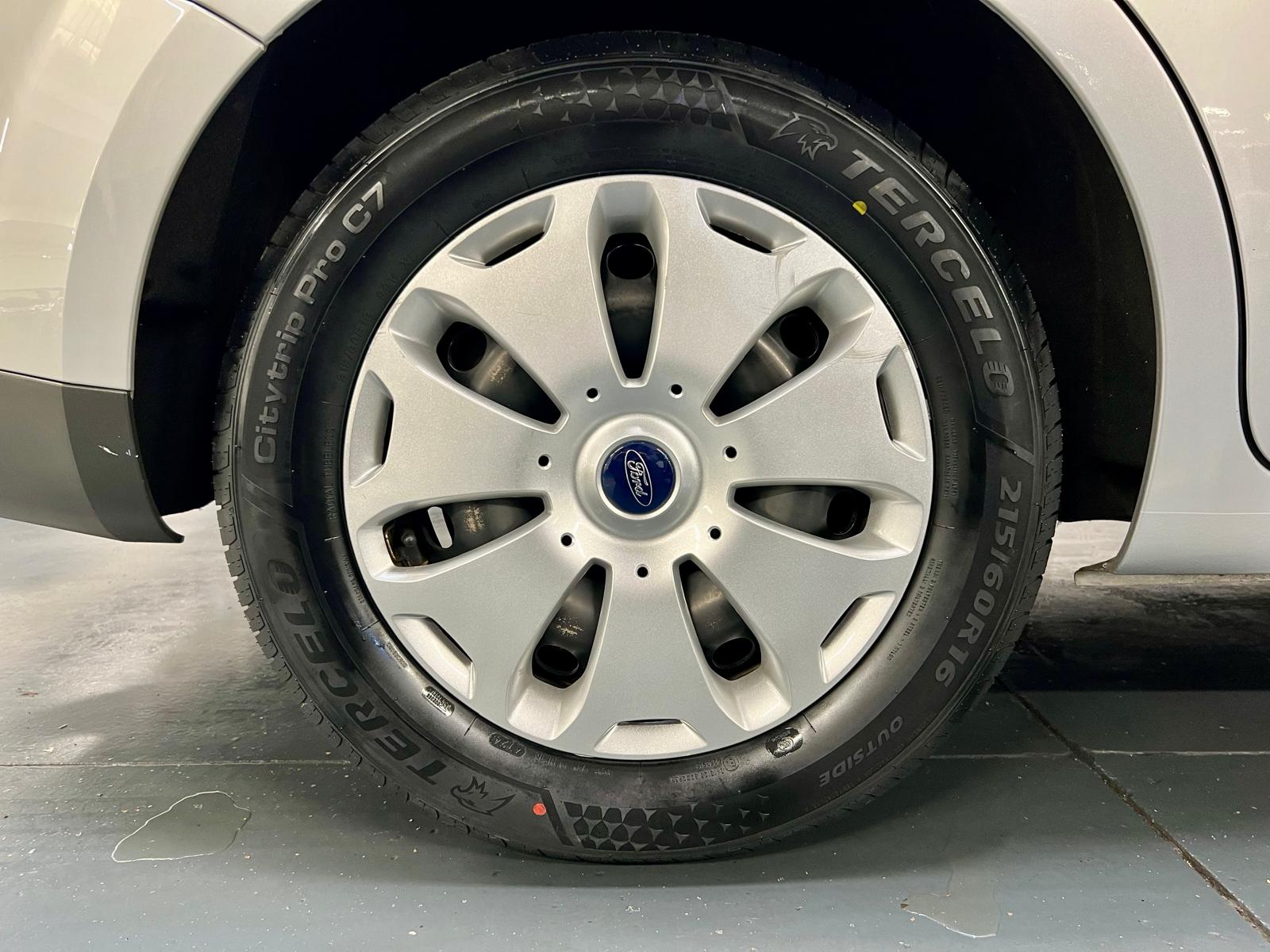Ford S-Max Titanium BVA PowerShift