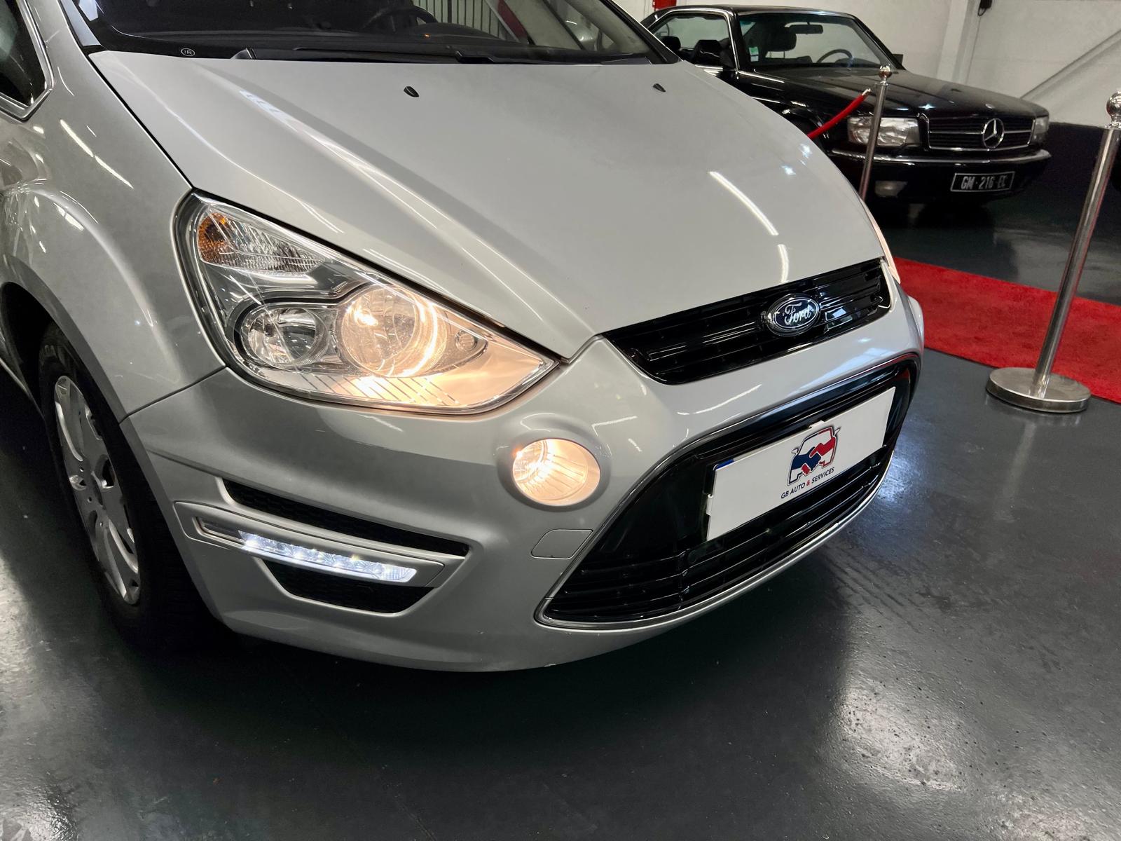 Ford S-Max Titanium BVA PowerShift