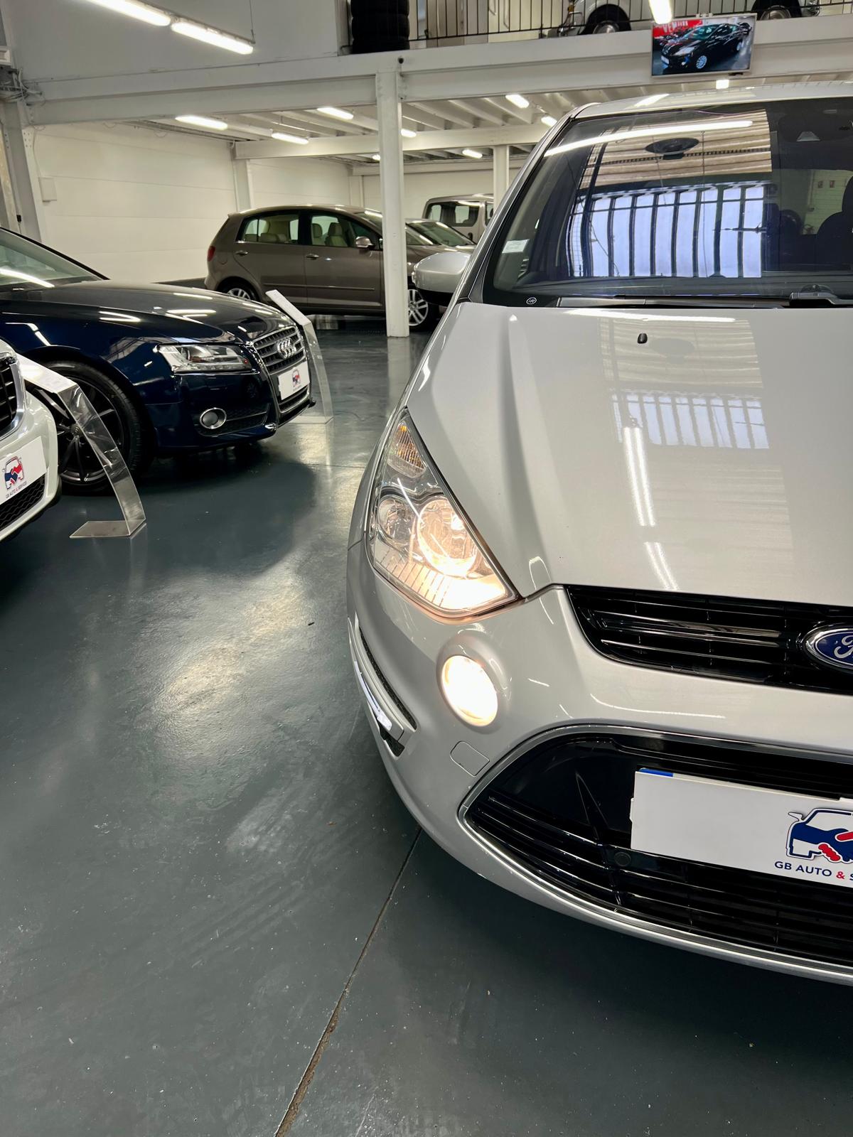 Ford S-Max Titanium BVA PowerShift