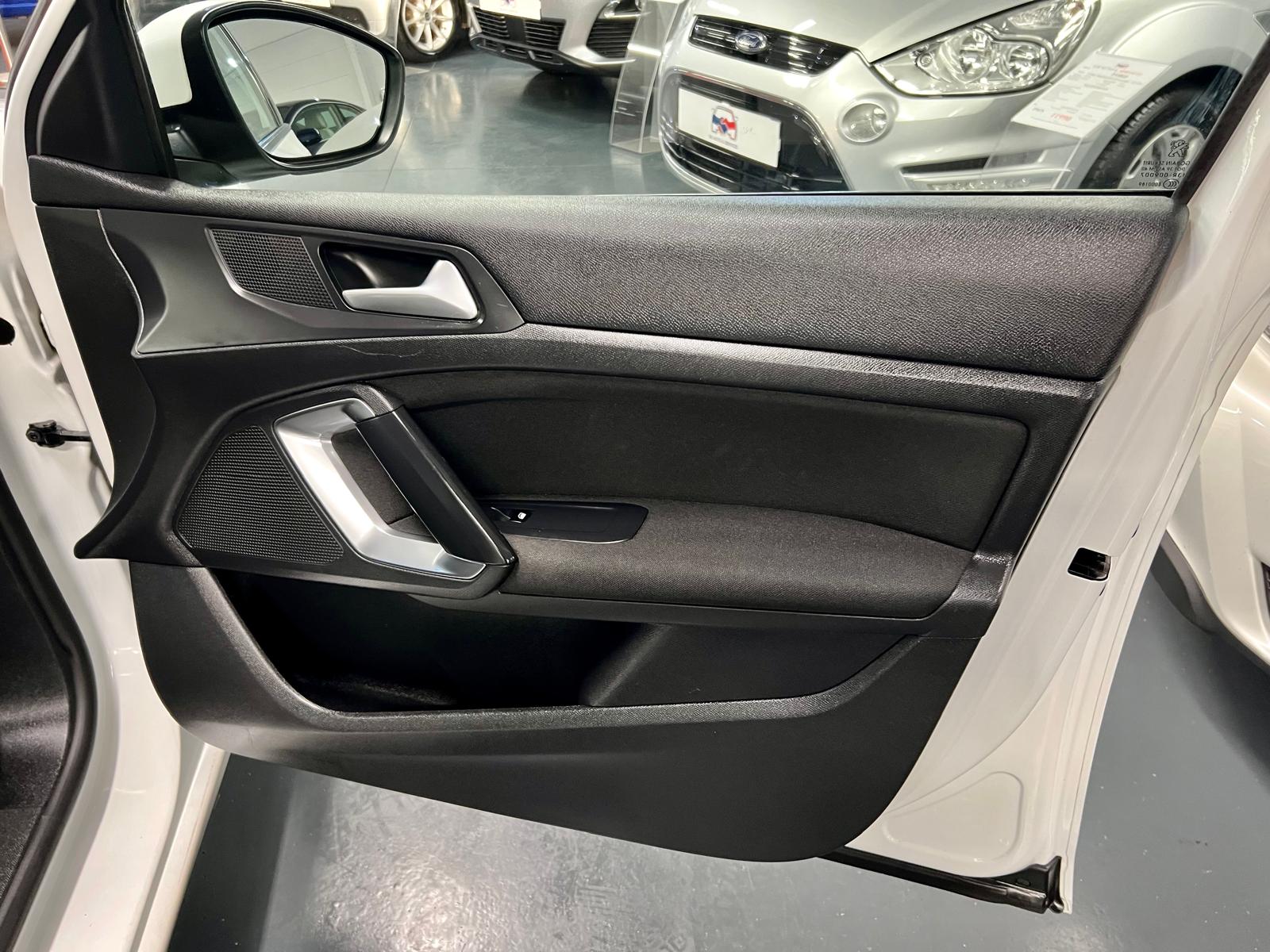 Peugeot 308 II SW Active