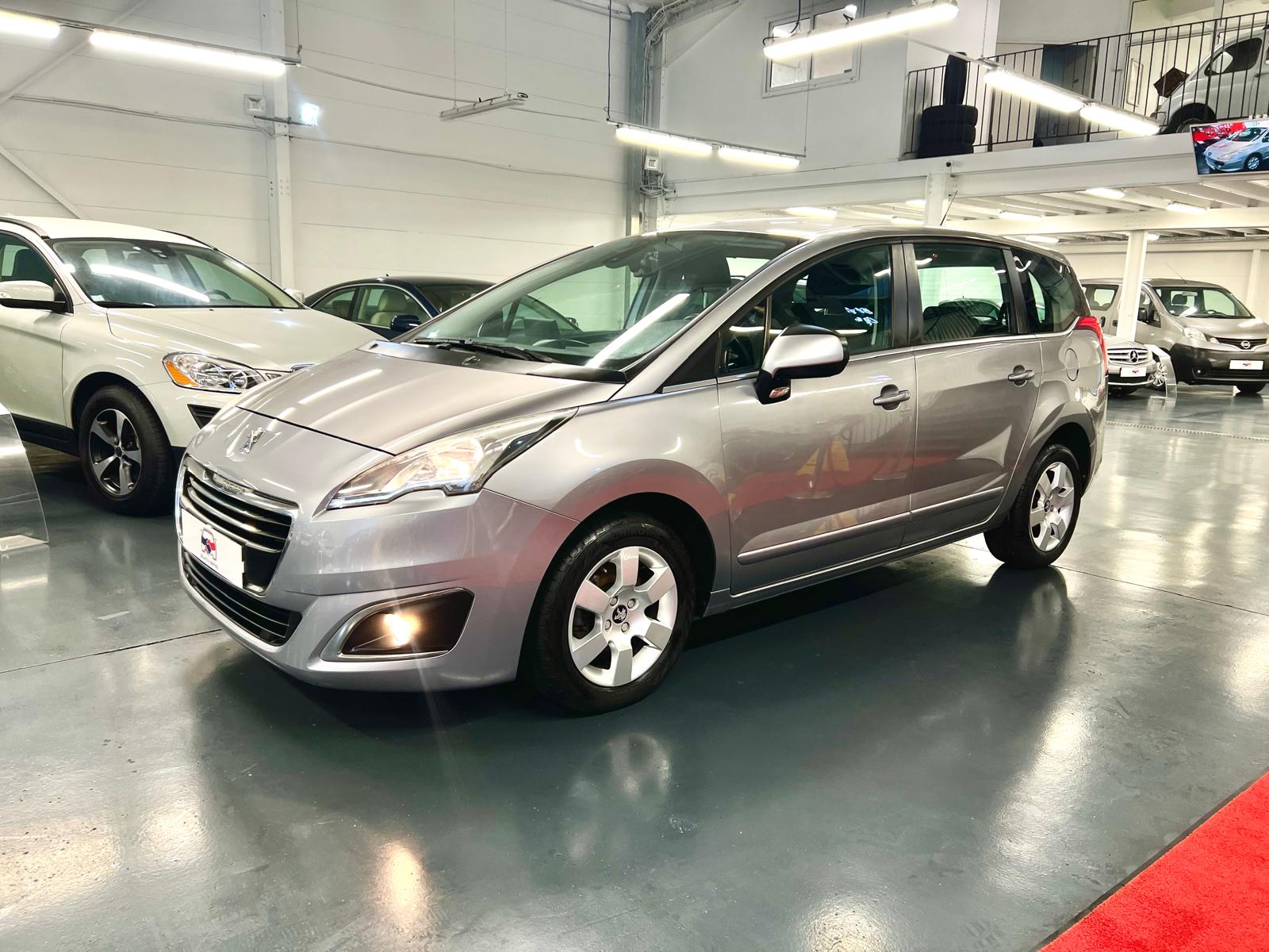 Peugeot 5008 Business S&S