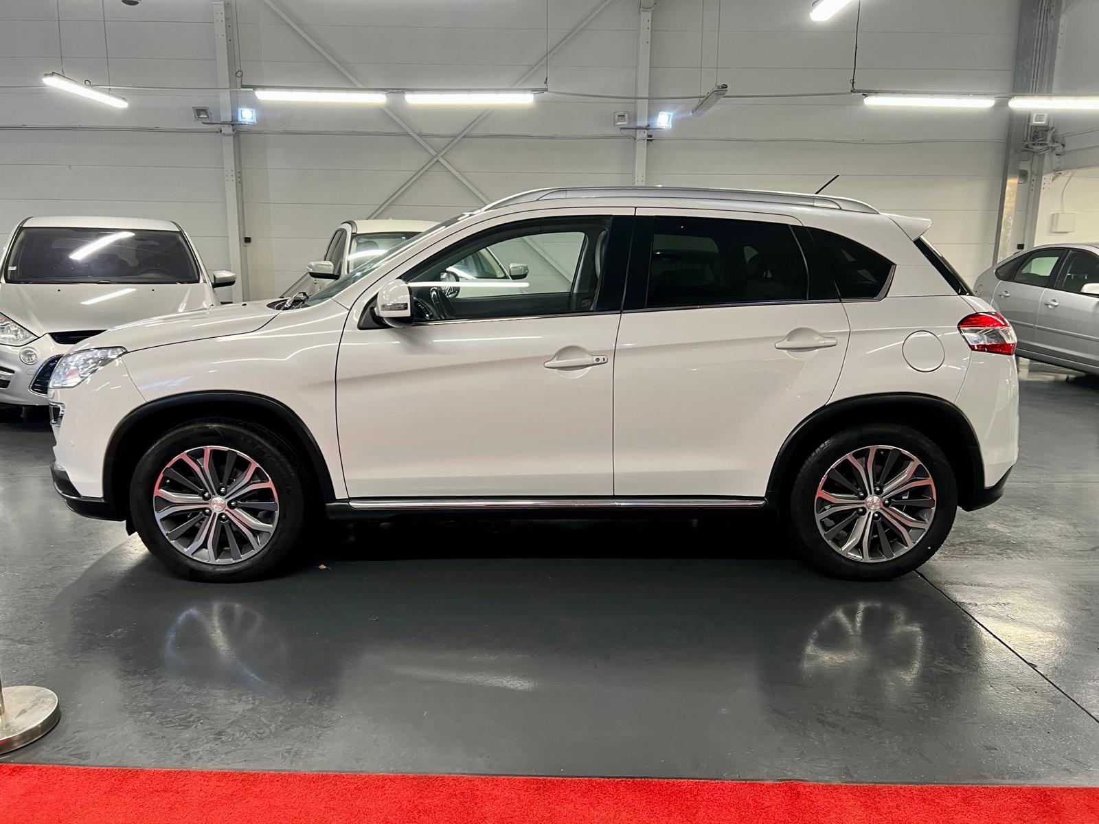 Peugeot 4008 STT 4WD