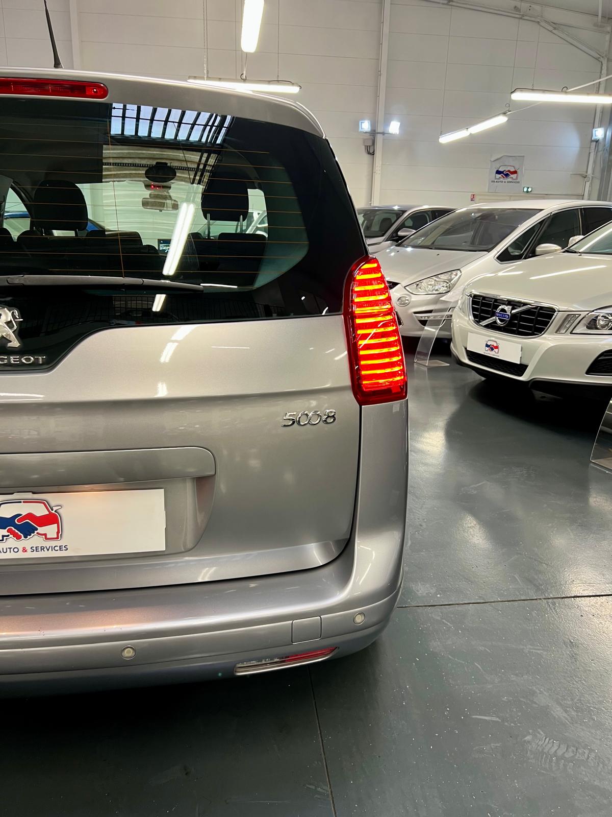 Peugeot 5008 Business S&S