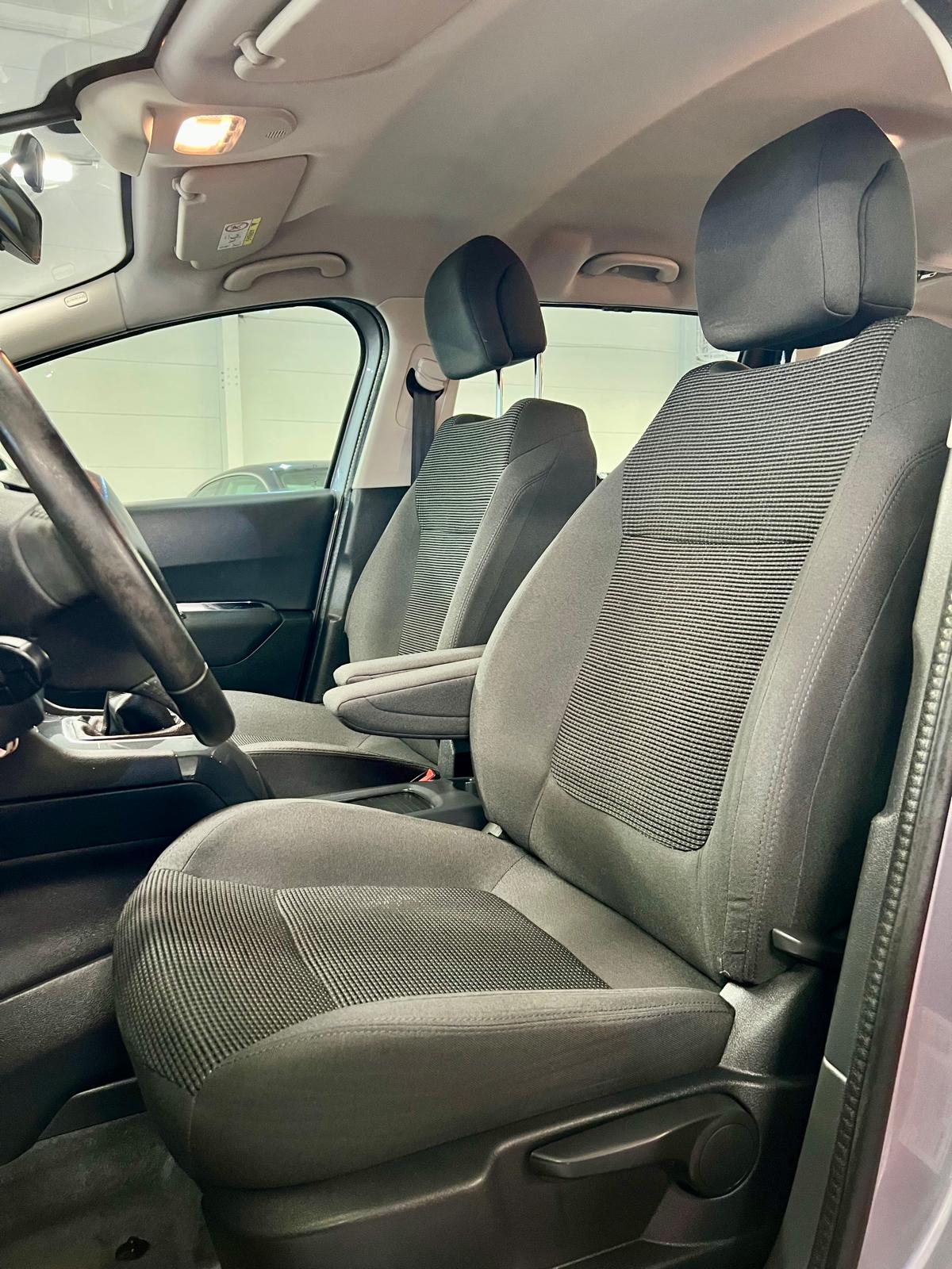 Peugeot 5008 Business S&S