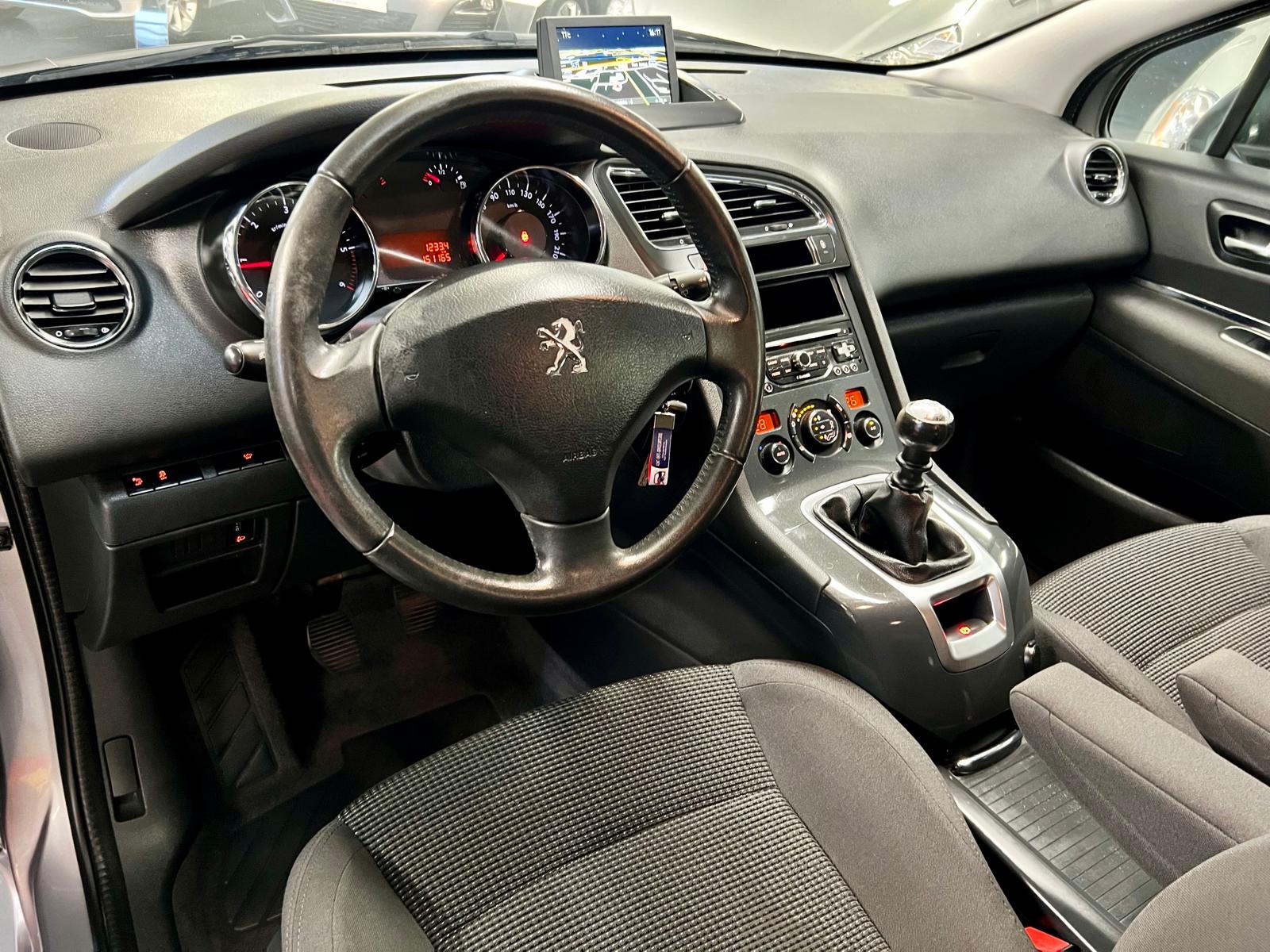 Peugeot 5008 Business S&S