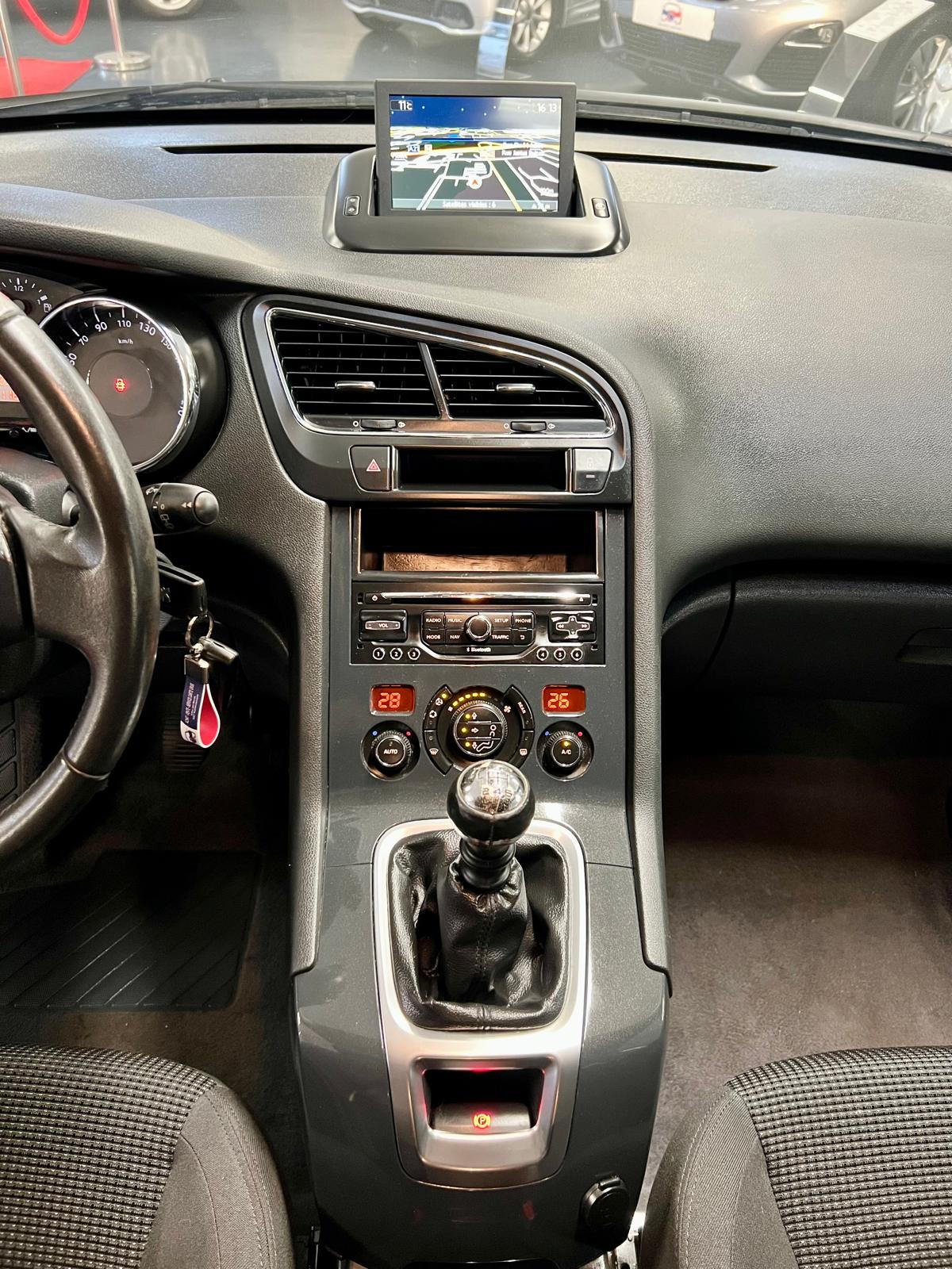 Peugeot 5008 Business S&S