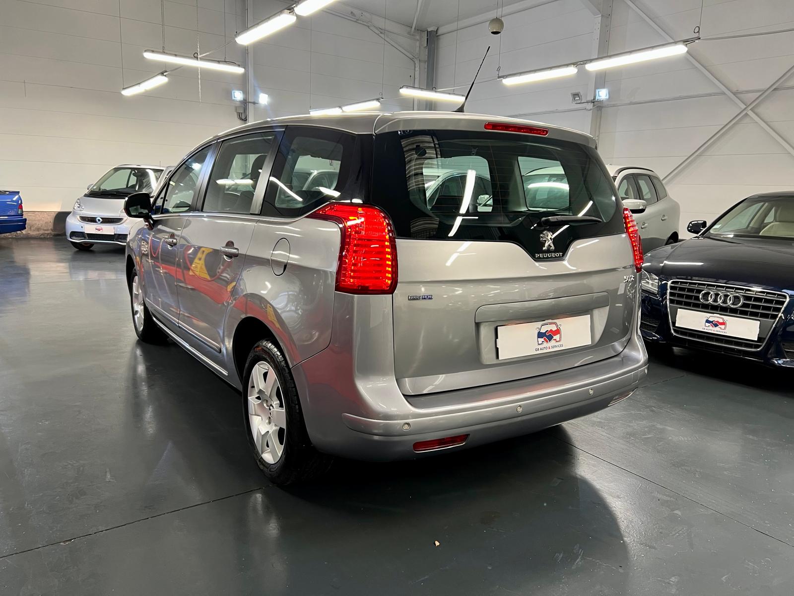 Peugeot 5008 Business S&S