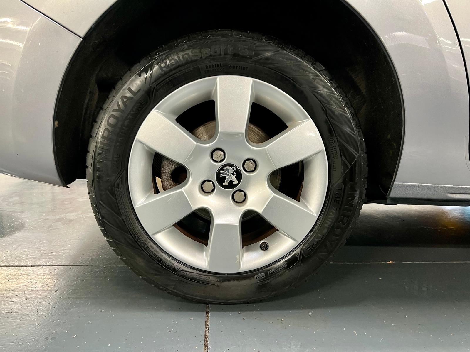 Peugeot 5008 Business S&S