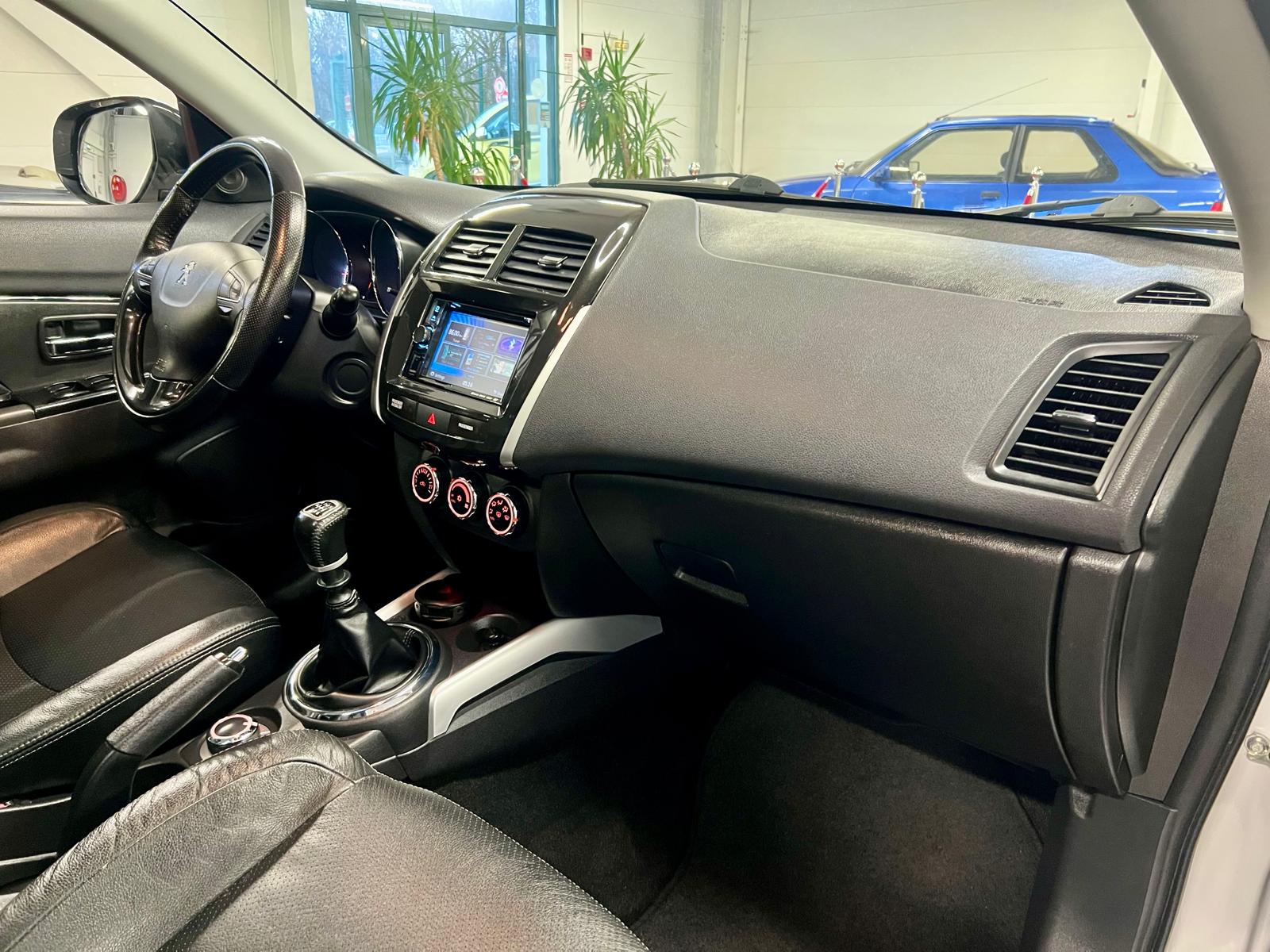 Peugeot 4008 STT 4WD