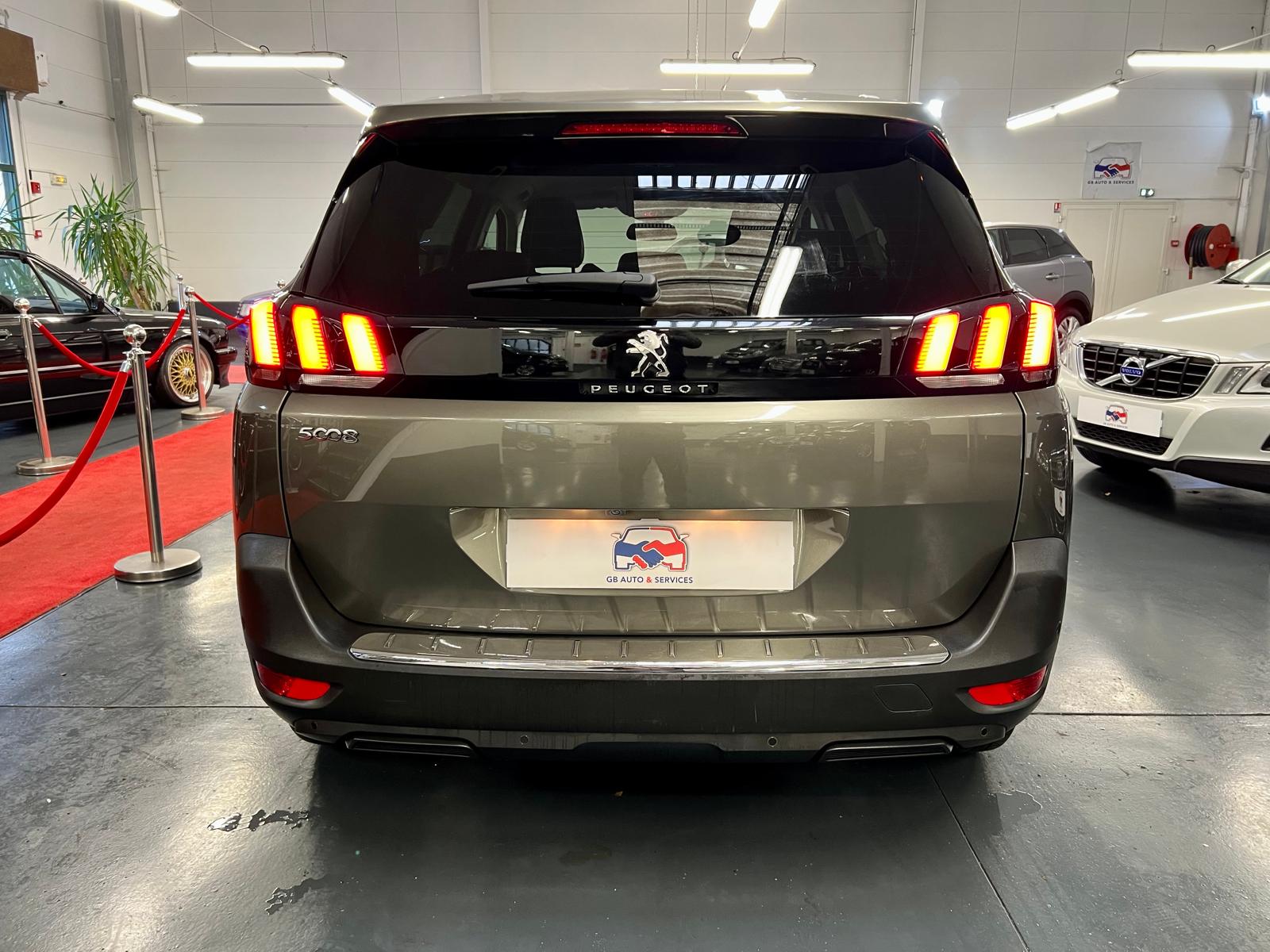 Peugeot 5008 II Allure S&S