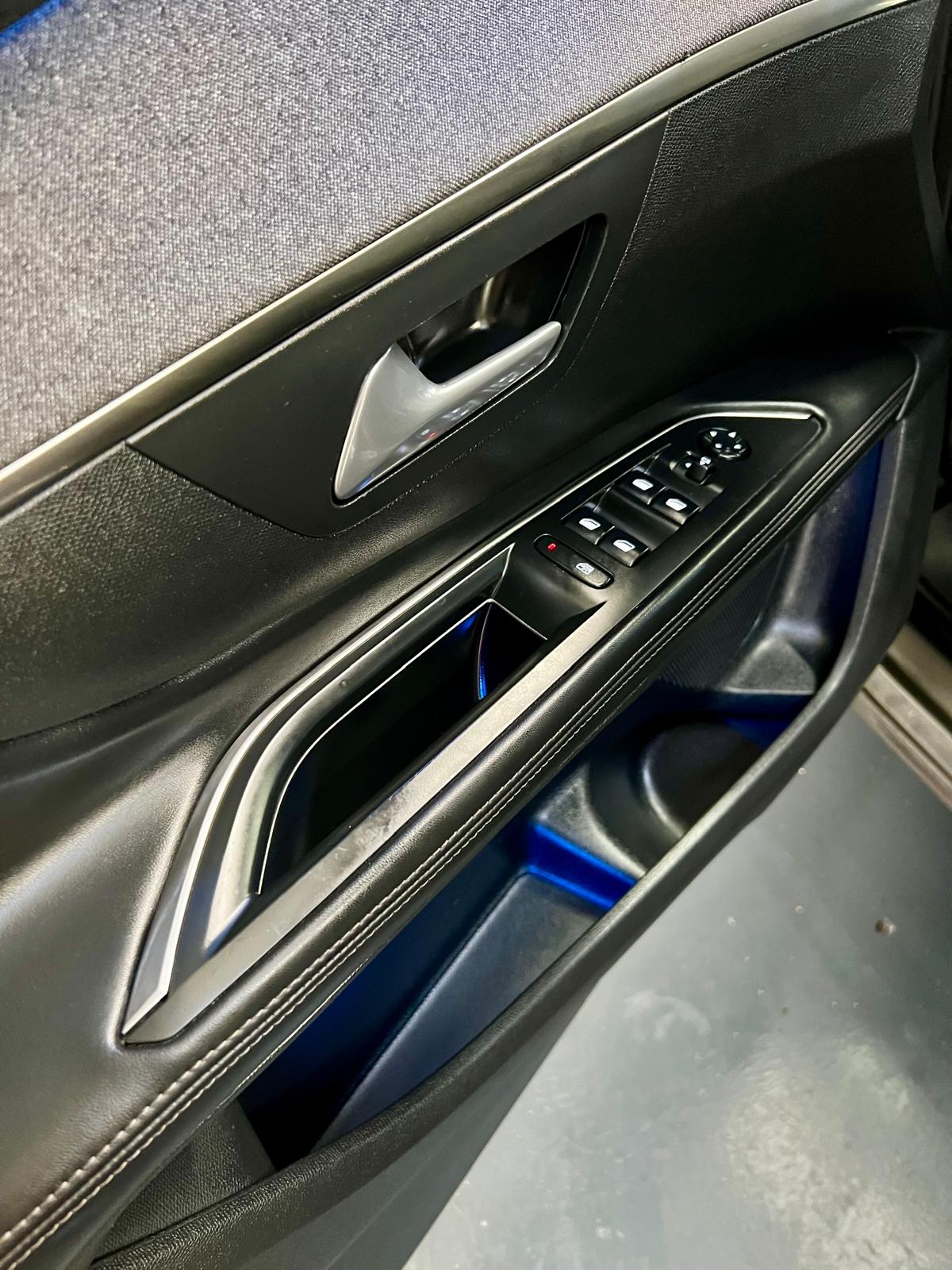 Peugeot 5008 II Allure S&S